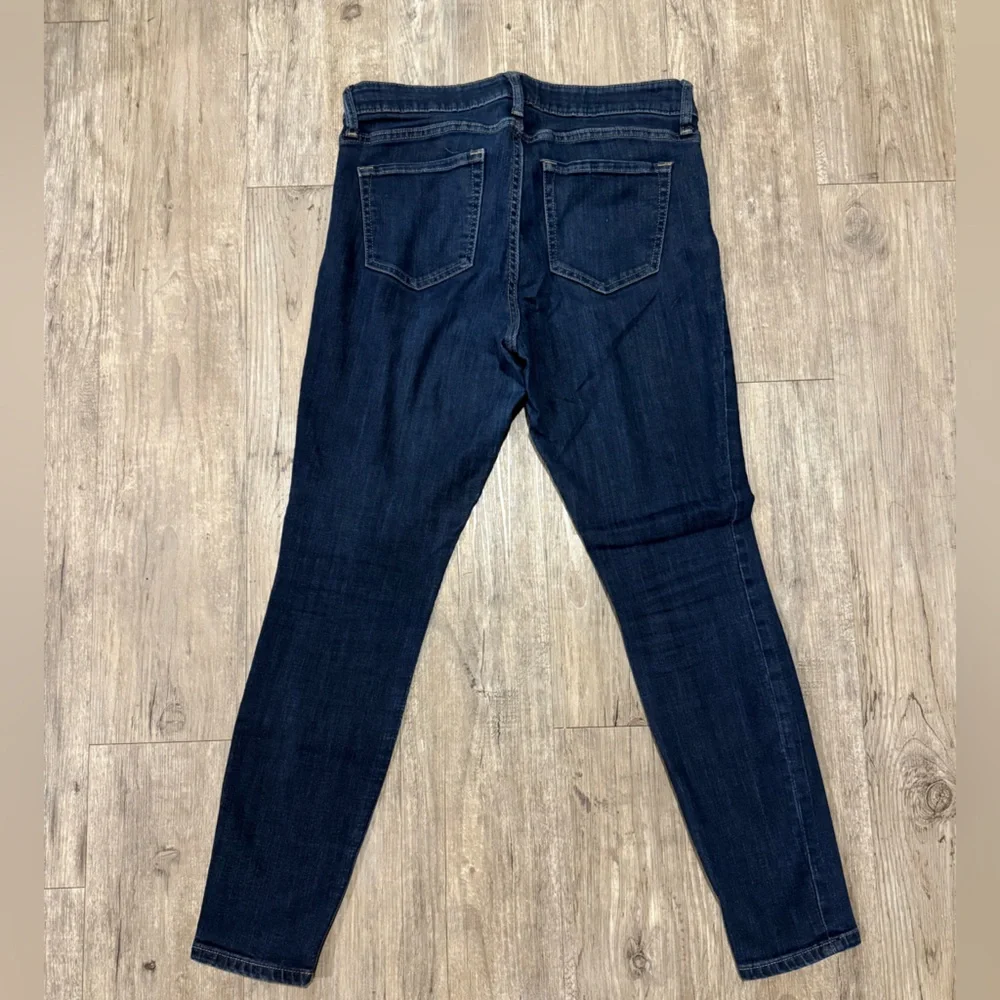 Gap Jeans - Picture 3 of 5